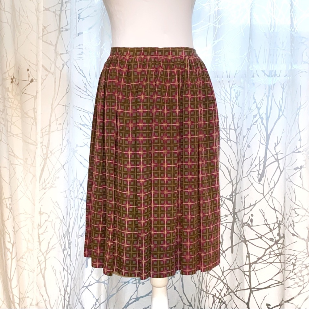 Vintage Alan Austin Co brown tan red plaid silk high waist a-line circle skirt